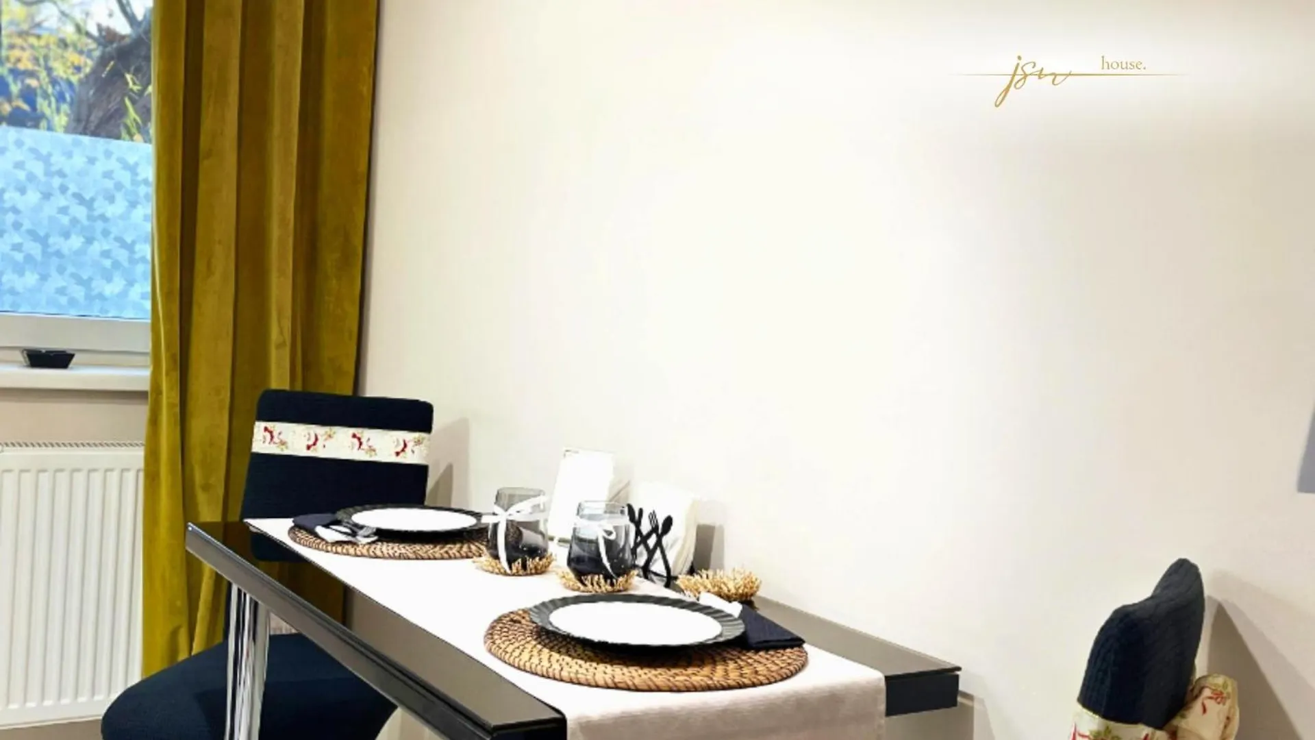 Jsn House - Private Parking & Premium Services Bucharest Apartment