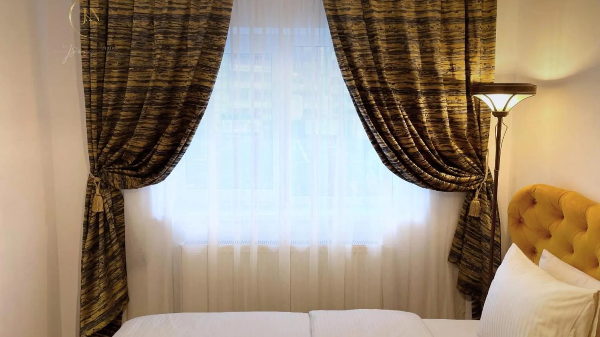 Jsn House - Private Parking & Premium Services Bucareste Apartamento