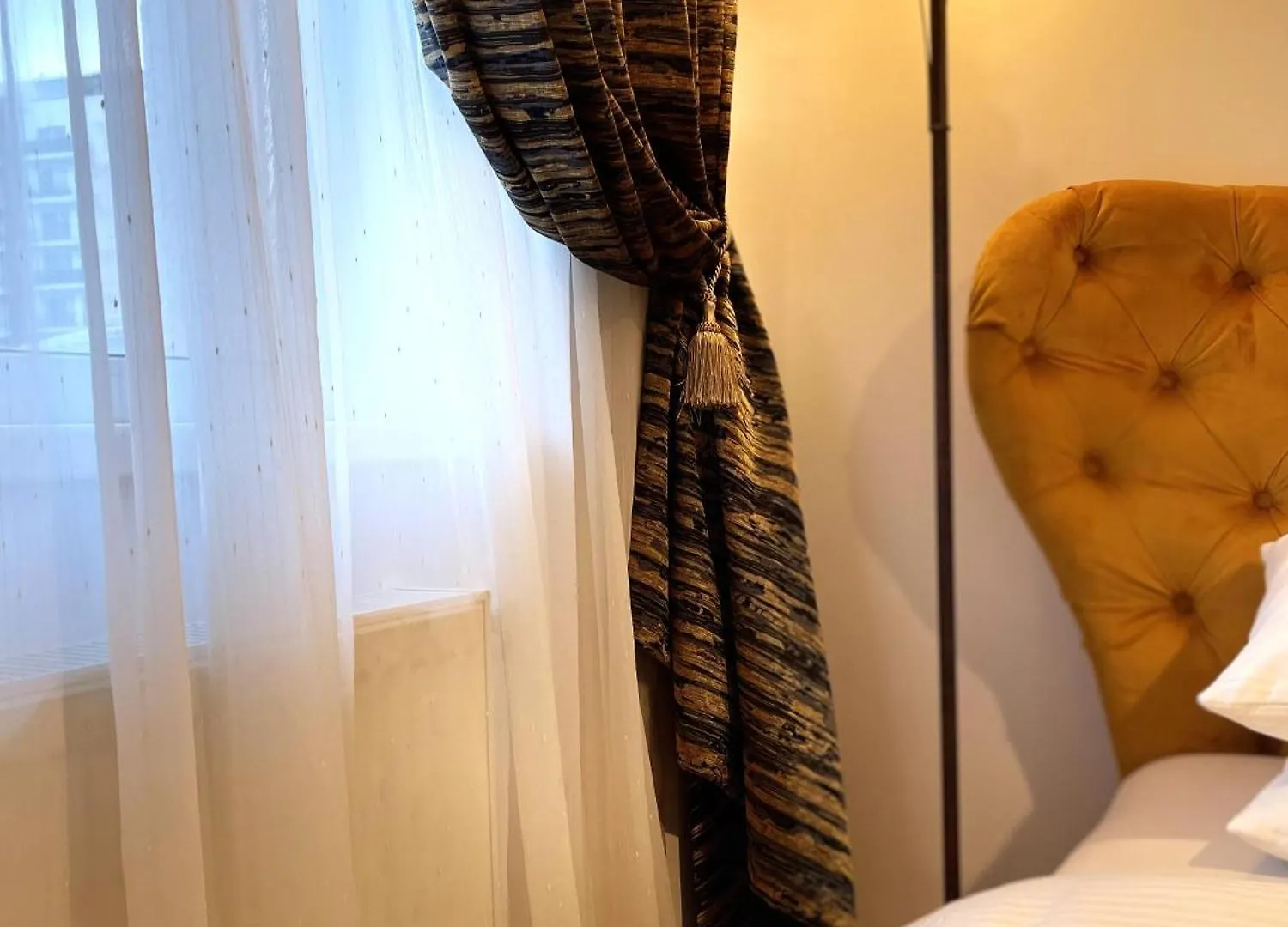 Apartment Jsn House - Private Parking & Premium Services Bucharest