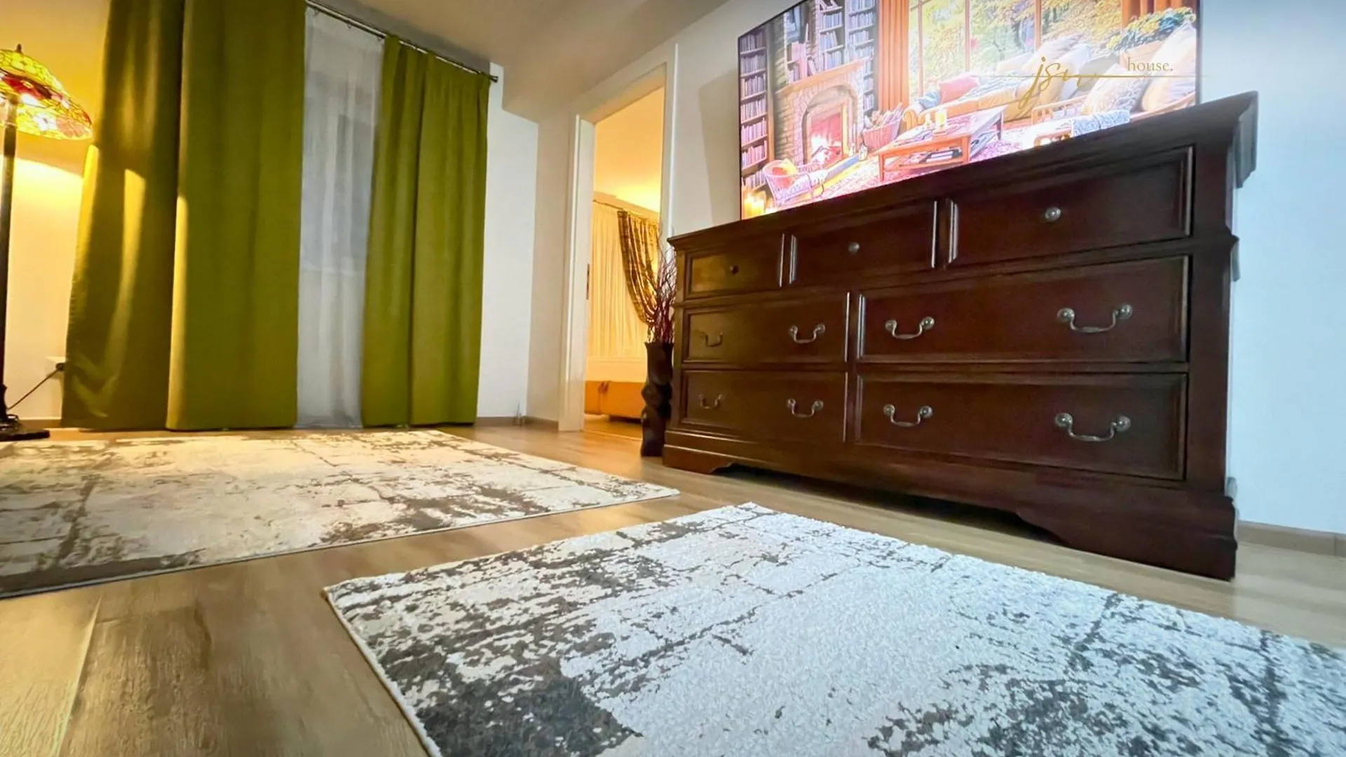 Apartment Jsn House - Private Parking & Premium Services Bucharest